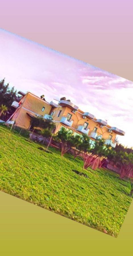 Hotel Agron *